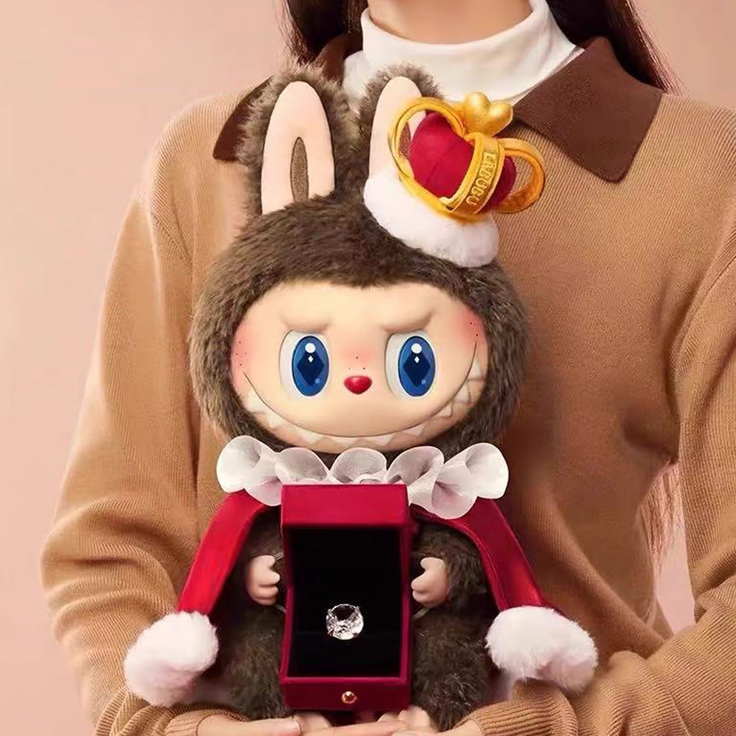 labubu장기 대모험 국왕 보링 인형